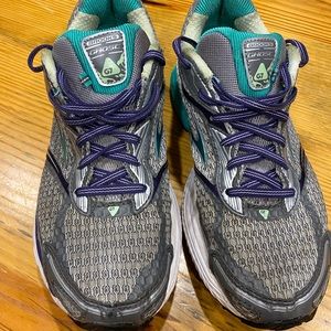 Brooks Ghost 7 women’s size 9.5